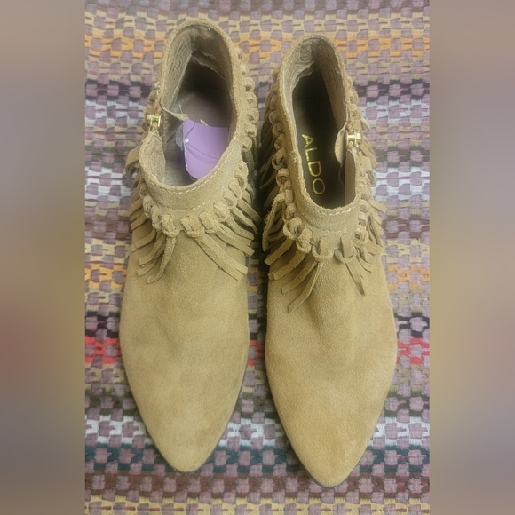 Aldo - Picture 3 of 5